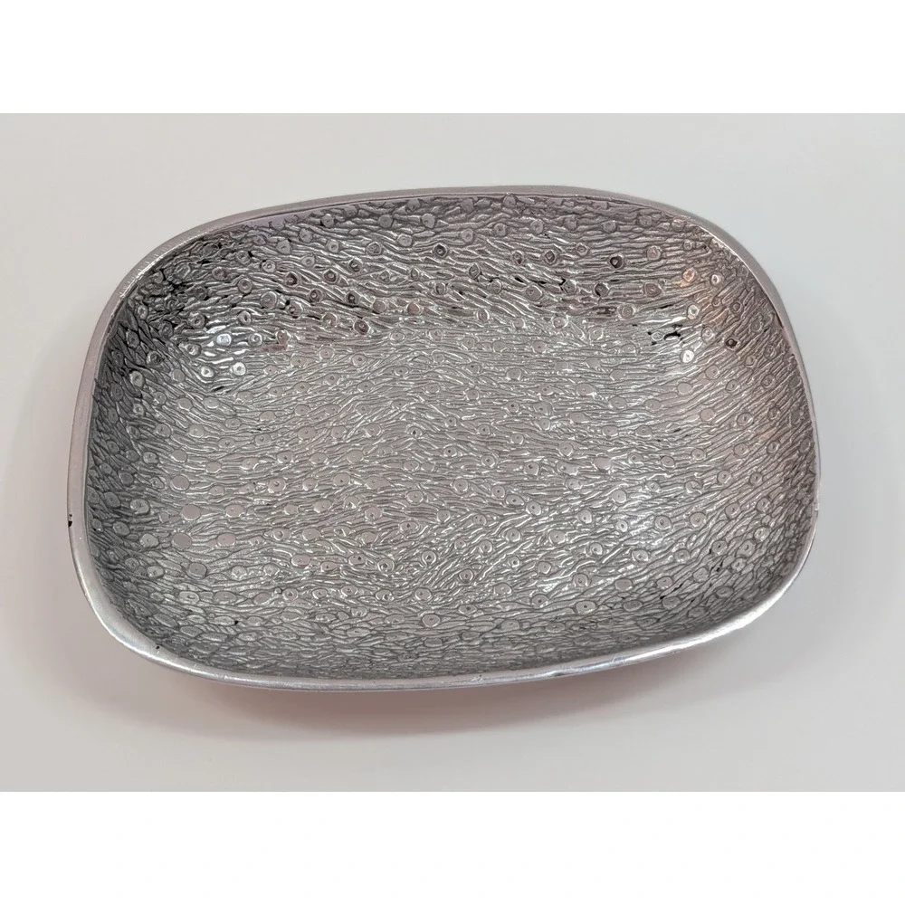 Mexican Handcrafted Polished Aluminum Textured Oval Catchall Tray Silver Dish